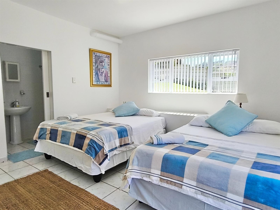 5 Bedroom Property for Sale in Dana Bay Western Cape
